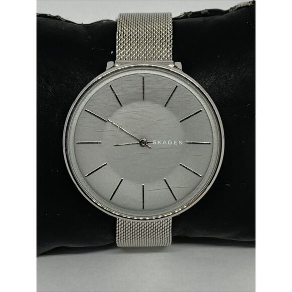 Skagen SKW2691 Women's Silver Stainless Steel Analog Dial Quartz Watch EY887 - Picture 2 of 12